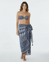Melanie Pareo In Tivara Ikat