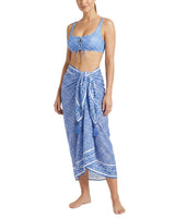 Melanie Pareo In Meridien Breeze