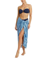 Melanie Pareo In Meridien Breeze