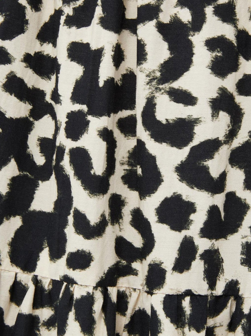 Vicki Shorts Mia Leopard
